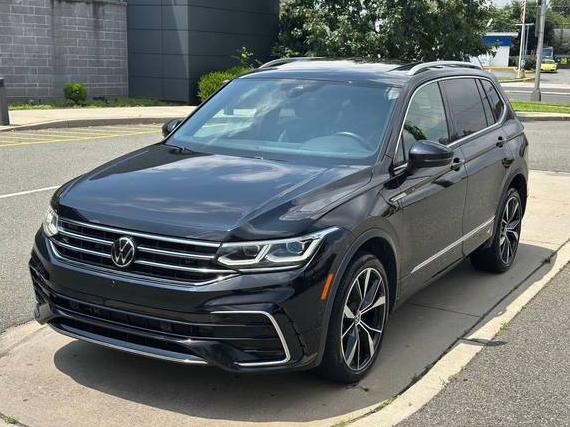 VOLKSWAGEN TIGUAN 4MOTION 2022 3VV4B7AX1NM036463 image